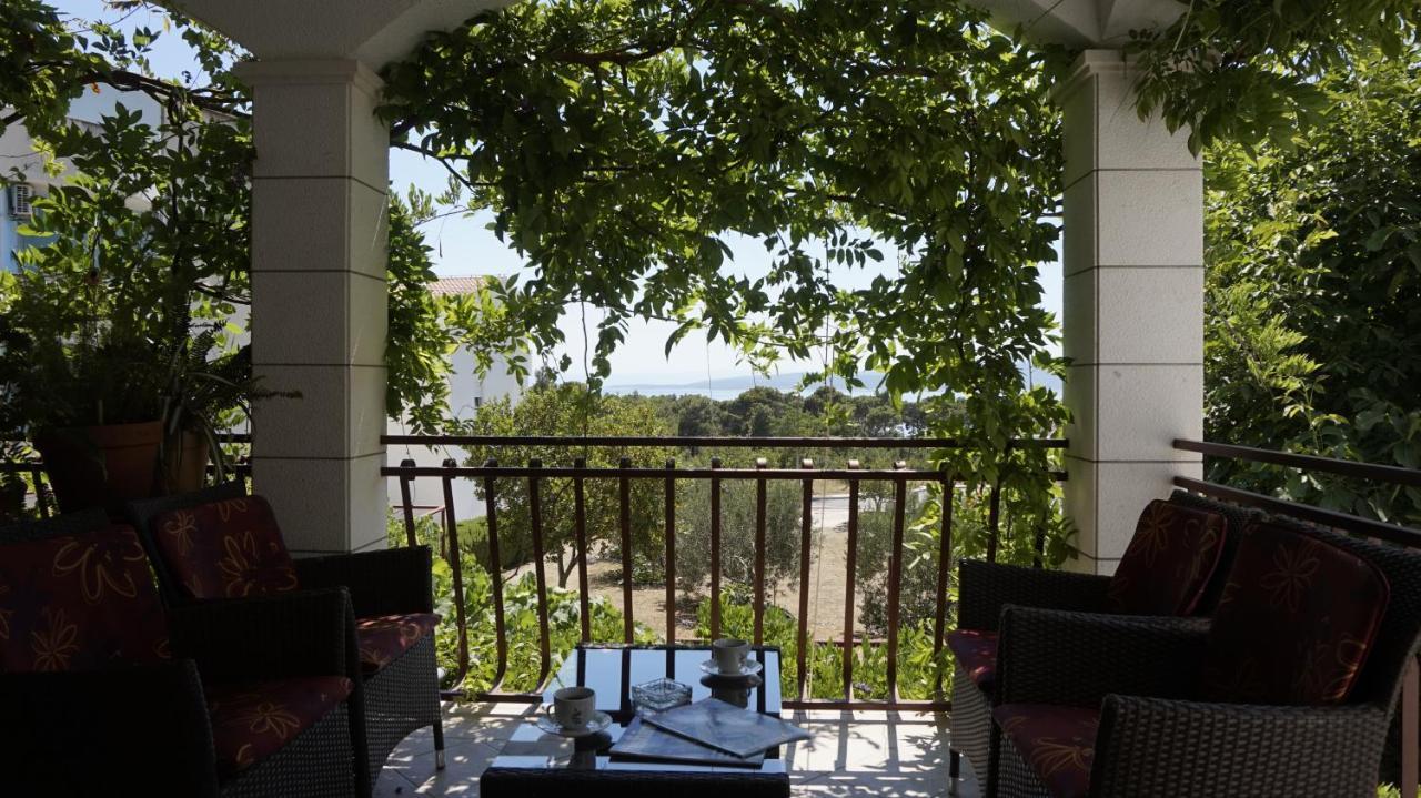 Apartment Krasna Baška Voda Esterno foto